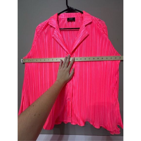 NWOT Dressed in LALA ORIGINAL Long Sleeve Electric Pink Plissé Set Women's Small - Picture 6 of 13